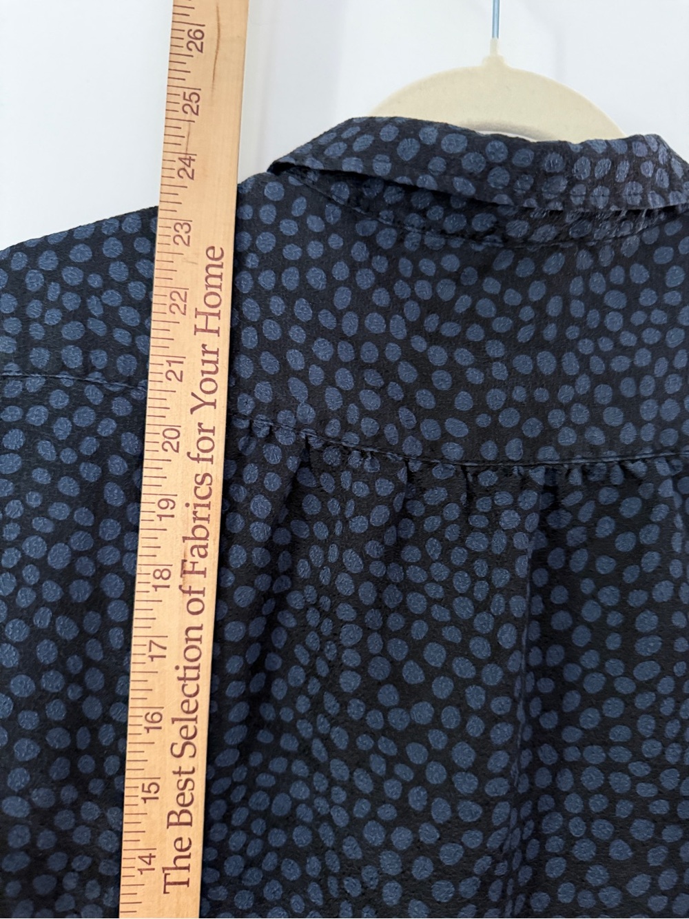 A.P.C. Paris 100% Silk Navy Blue Dot Print Blouse Shirt Minimalist Chic Size M - Picture 8 of 8